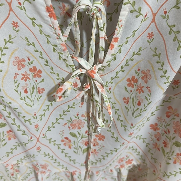 Floral Puff Sleeve Top - Cream and Orange - Picture 2 of 5